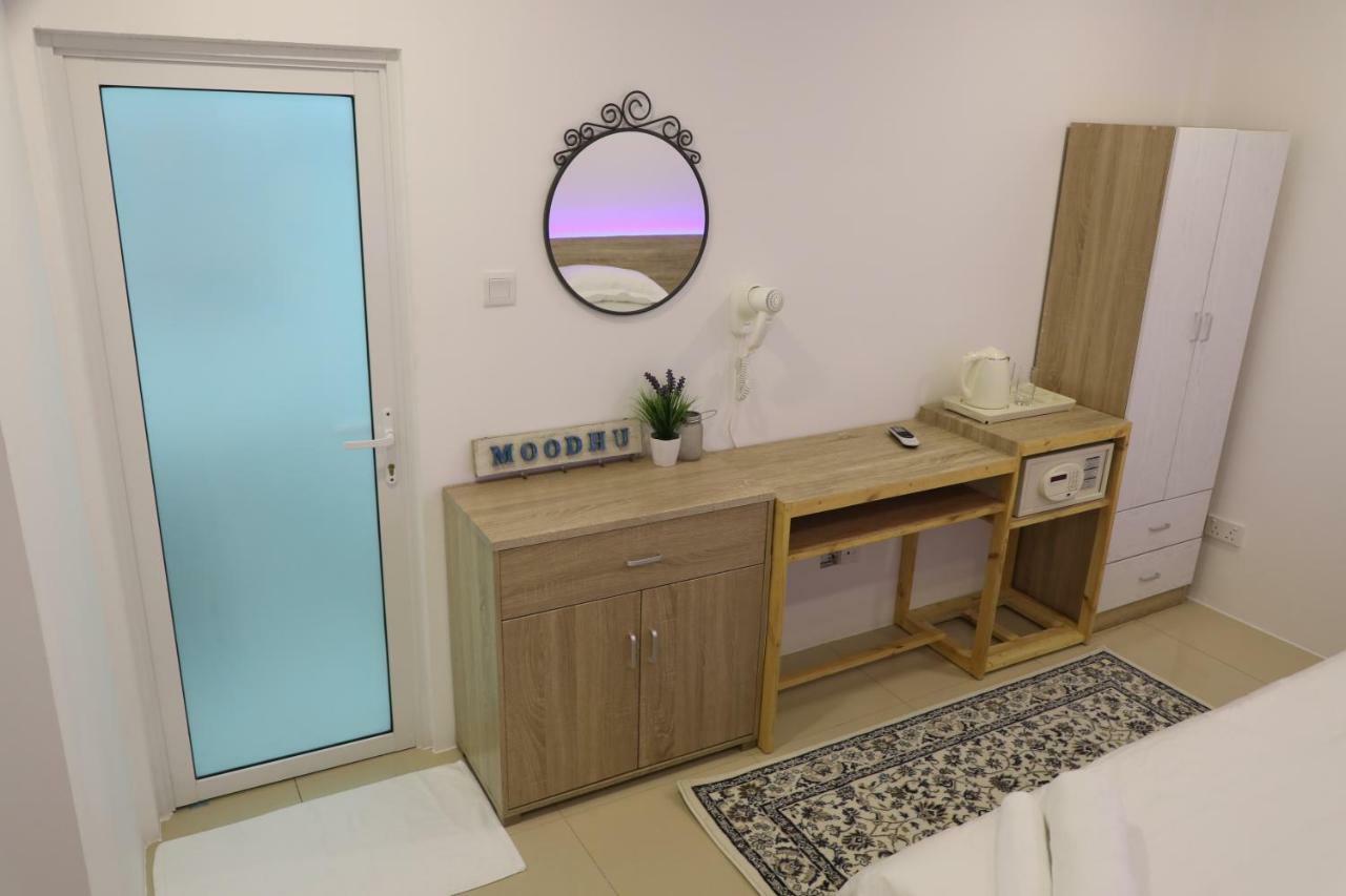 Отель Moodhu Surf House Химмафуши Экстерьер фото